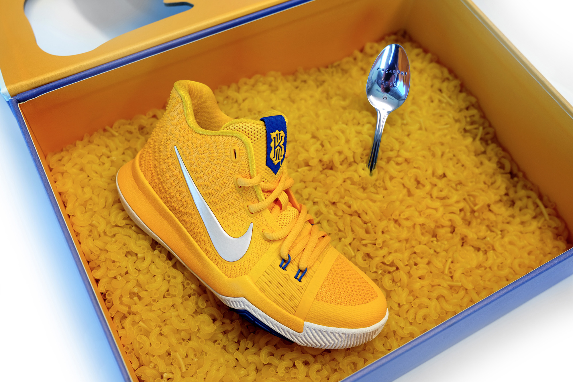 Nike Kyrie MacnCheese Rich Tu 04