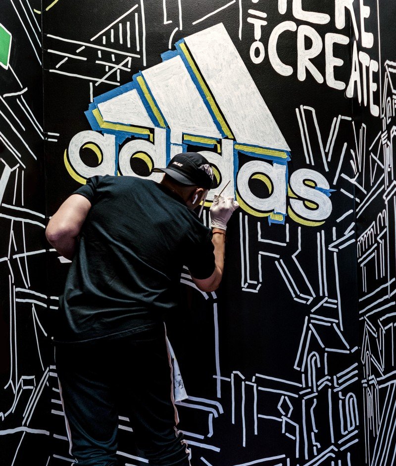 Adidas Mural thumbnail